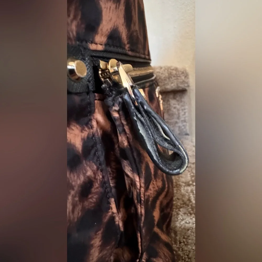 Michael Kors Kelsey Leopard Nylon Travel Set: Large Backpack & Tote Bag - Picture 11 of 16